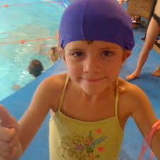 INTRODUCING KAYLA!!! Hiiiii!!! I'm Kayla and I am the social chair for this  year. Im a sophomore from Australia majoring in Business Administration. My  favourite memory with the team is