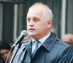 Public sector appointments 'generally politicised'