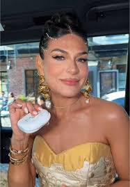 Getting gala-ready the MINT way. 💚 Our very own @Sabrina Harrison prepped  for the King’s Trust Gala with her go-to: the MINT teeth whitening kit.  Custom trays, professional strength gel, and that ...