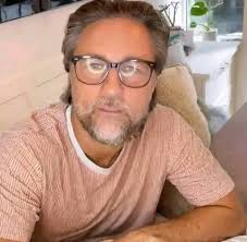 Bittersweet moment enjoy retirement Flower Vegas still loves you