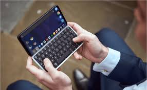 A keyboard for an electronic device that uses keys that can be physically depressed. Planet Computers Astro Slide Features A Physical Keyboard 5g Android And Linux Techspot