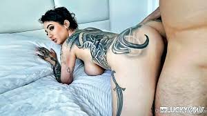 Tattooed Girl With Big Ass Gets Anal Sex - XXXBP