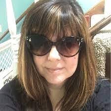 Mona Stewart's Instagram, Twitter & Facebook