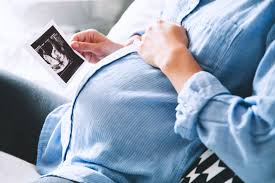 Tapi sekiranya tanda awal ini meyusul dengan sakit contraction, anda perlu cepat ke hospital. 9 Tanda Yang Diberikan Tubuh Seminggu Sebelum Melahirkan Bunda Wajib Tahu