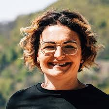 Sabrina Dick's Instagram, Twitter & Facebook