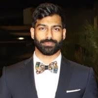 Omar Farid's Instagram, Twitter & Facebook