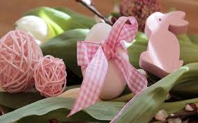 Questa festa prende il nome dal fatto che in questo giorno si ricorda l'incontro dell'angelo con le donne giunte al sepolcro. Frasi Sul Lunedi Dell Angelo Auguri Speciali Per Il Giorno Dopo Pasqua Linkuaggio