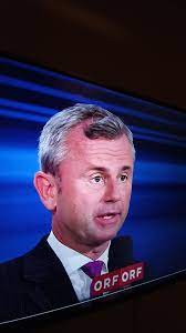He is married to verena elfriede maria malus. Die Haare Vom Hofer San Transparenter Als Die Partei Austria