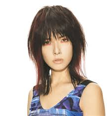 Ecco 120 foto a cui ispirarsi! Capelli Scalati E Sfilati Per L Estate Glamour It