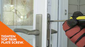 Storm or screen doors, visit our help center or call andersen storm door customer support: How To Install The Handle Set On Andersen 4000 3000 Series Storm Doors Andersen Windows Youtube