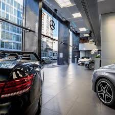 Bienvenue Chez Como Bastille 246 Rue De Bercy 75012 Paris Worldclassdealer Worldclassdealership France Mb Paris Comobastille C Amg Mercedes Amg Mercedes