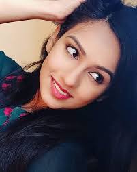 Tejas Ghadge's Instagram, Twitter & Facebook