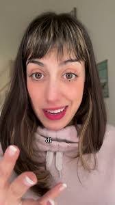 Lisa Morello's Instagram, Twitter & Facebook