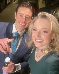 Shel Winkley's Instagram, Twitter & Facebook