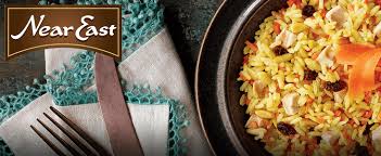 Stir in onion and cook until onion becomes translucent, then add garlic and cook for 1 minute. Amazon Com Near East Rice Pilaf Mix Original 6 9 Ounce Pack Of 12 Boxes Grocery Gourmet Food