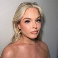 Julie Torrence's Instagram, Twitter & Facebook