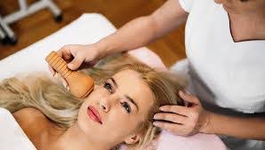 Kara Gomez's Instagram, Twitter & Facebook