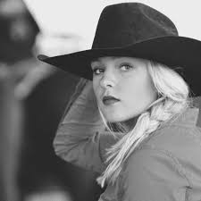 Morgan Swanson (@morgan.swanson_tiki) • Instagram photos and videos