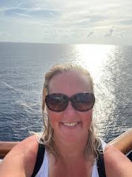 Chester Pollard's Instagram, Twitter & Facebook