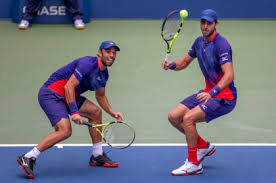 3⃣0⃣0⃣ victorias juntos 👏@juanscabal y @robertfarah_ alcanzan. Juan Sebastian Cabal Y Robert Farah Campeones Del Us Open