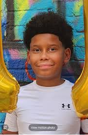 Why did the makeup directors not include the white discoloration