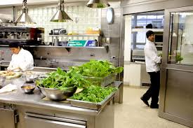 Chaque élément en bois certifié pefc dispose de dimensions suffisantes pour aider au rangement et. Cuisine Piece Wikipedia