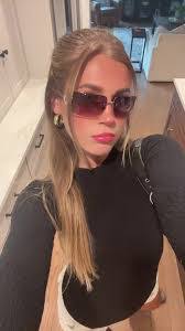 Kristina Upton's Instagram, Twitter & Facebook