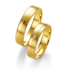 Goldene Trauringe Von Honeymoon Goldfinger Hochzeit Verlobung Gold Wedding Ring Partner Love Liebe Breedia Verlobung Trauringe Manner Ringe Ringe