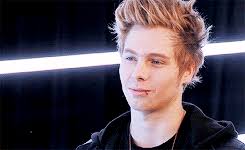 We regularly add new gif animations about and. Luke Hemmings Gif Gif Images Download