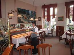 Meine geschäftspartner, die dort logierten, haben sich. Restaurant