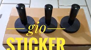 Kembali masalah stiker, stiker yang dimaksud di sini adalah stiker online yang umumnya digunakan untuk penghias aplikasi perpesanan. Jual Magnet Untuk Pasang Sticker Di Lapak Gio Sticker Bukalapak