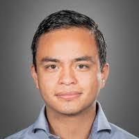 Kevin Woolfolk's Instagram, Twitter & Facebook