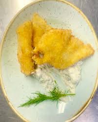 GOUJONS WITH CAPER MAYONNAISE SERVES 2💚🤍💛 INGREDIENTS For the caper  mayonnaise: 100ml mayonnaise 1 tbsp capers, drained and chopped 1 gherkin,  finely chopped 1 tbsp chopped tarragon 1 tbsp chopped dill Juice