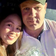 Mango Ice Cream Cake is the ultimate tropical dessert that combines the  rich, creamy goodness of ice cream with the sweet and tangy flavor of fresh  mangoes. This no-bake treat features layers