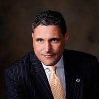 Lisa Cogdell's Instagram, Twitter & Facebook