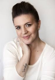 Shannon Squires's Instagram, Twitter & Facebook