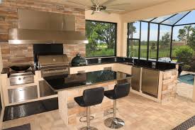 outdoor kitchen & bar area in odessa