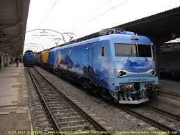 Galerie foto: Locomotiva electrică seria 480 ,,Transmontana" - www.transport-in-comun.ro/trenuri