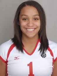 Lena Oliver's Instagram, Twitter & Facebook