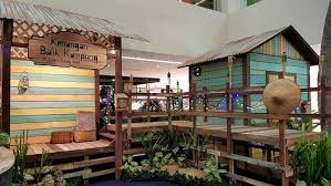 Jambangan indah lagi berseri, menjadi hiasan di aidilfitri; 37 Raya Decor Ideas In 2021 Decor Mall Decor Exhibition Booth