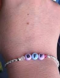 Vind fantastische aanbiedingen voor alphabet letter beads. 40 Neat Things Made Of Alphabet Beads Ideas Alphabet Beads Beads Bracelets