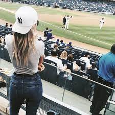 11 Out Of The Park Outfit Ideas For Your Next Baseball Game Baseball Game Outfits Baseball Outfit Baseball Cap Outfit Casual