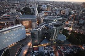 Based in the beautiful city of strasbourg, france, right next to the european parliament, the council of europe headquarters forms the hub of our operations. New Eu Headquarters Features Curvaceous Glowing Lantern