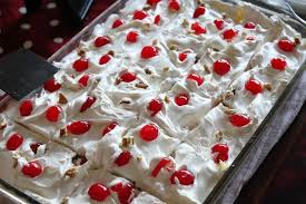 Banana Split Cake 2 C Graham Cracker Crumbs 3 4 C Sugar 1 4 Lb Butter Melted 16 Oz Cream Cheese 1 1 2 C P Banana Split Cake Banana Split Dessert Desserts