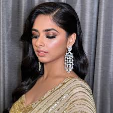 15 Best Makeup Artists For Parties, Weddings & More