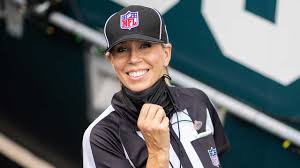 She's as good as if not better than a lot of the male refs! Sarah Thomas On Making History As The First Female Referee To Officiate A Super Bowl Entertainment Tonight