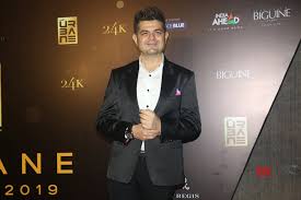He does not believe in dieting and eats six small meals throughout the day. Mumbai Dabboo Ratnani Vidyut Jammwal Manish Paul At Urbane Awards 2019 Gallery Social News Xyz