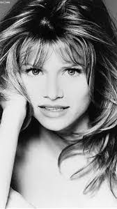 Ariel Myers's Instagram, Twitter & Facebook