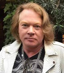 Is it just me, or is Axl Rose turning into Benny Hill,😂🤣