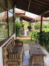 Se 74 omdömen, 121 bilder och bra erbjudanden på kampoeng joglo ijen, rankat #1 av 115 temaboenden i banyuwangi och med betyget 4,5 restauranger med bra läge inkluderar kolamkita ponds & resto, warung makan bu widi och pondok indah banyuwangi. Pool Picture Of Kampoeng Joglo Ijen Banyuwangi Tripadvisor